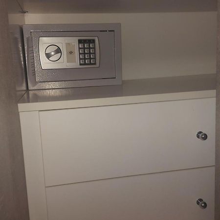 B&B Binario Nove E Tre Quarti Agropoli Exterior foto